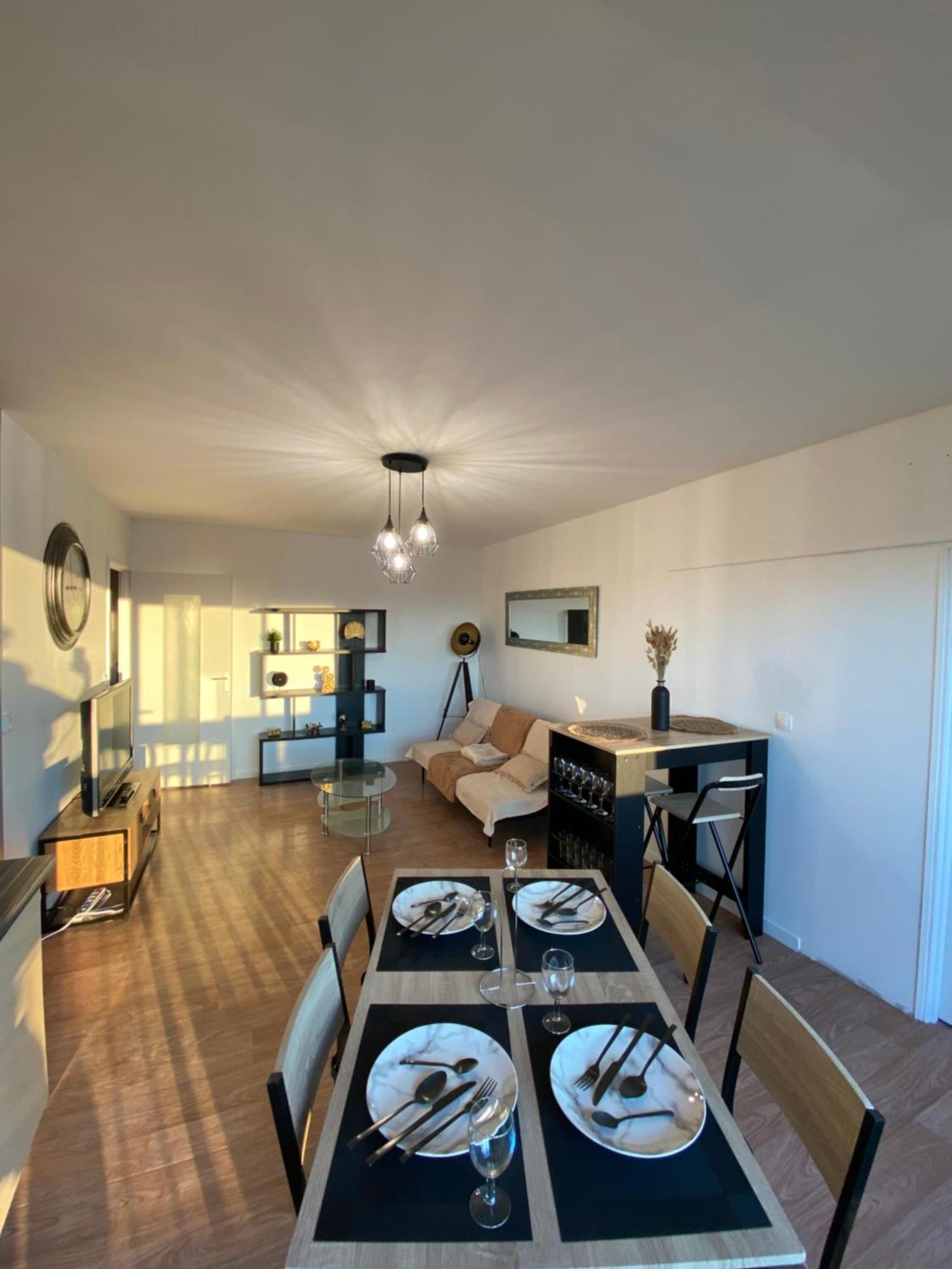 Appartement Spacieux - 10' Gare Angers Extérieur photo
